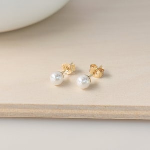 Orecchini a bottone con perle di cristallo da 4 mm / Riempiti in oro 14 carati / Regalo per la festa della mamma