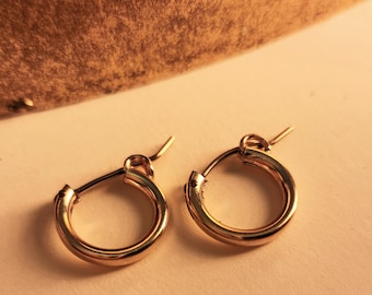 Small Gold Filled Hoop Earrings – Lightweight Everyday Hoops in Multiple Sizes Christmas Gift | Mother's Day Gift