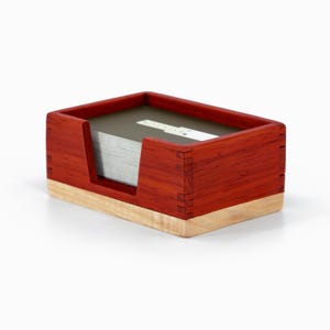 Tarjetero de madera, tarjetero de escritorio, tarjetero personalizado - Woodsaka