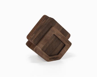 Ensemble de sous-verres en bois de noyer massif : 8 sous-verres avec support | WOODSAKA
