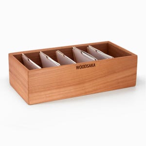 Visitenkarten Organizer - Groß, aus Kirschholz, Kartenhalter, Kartenbox aus Holz, Visitenkartenhalter aus Holz, Kartenhalter aus Holz - Woodsaka