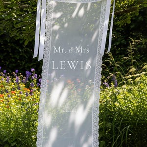 Romantic Sheer Wedding Sign, Linen Wedding Welcome Sign,Modern Outdoor Wedding Banner, Personalized Wedding Decoration,Engagement Party Sign