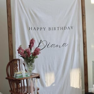 Stoff-Geburtstagsbanner, personalisierte Kindergeburtstagsbanner, Boho-Kinderpartydekor, personalisierte Leinenfahne, Outdoor-Geburtstagskulisse