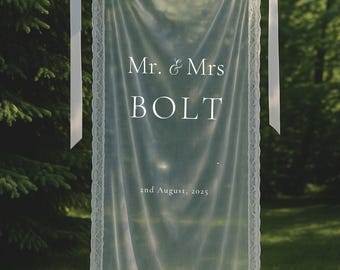 Romantisches schieres Hochzeit Zeichen, Leinen Hochzeit Willkommensschild, modernes Hochzeit im Freien Banner, personalisierte Hochzeitsdekoration, Verlobungsfeier Zeichen