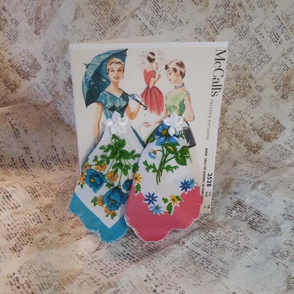 All Occasion/Birthday Card/Gift. Fancy Lady's! Fashion Lady Vintage Pattern Greeting Card. Hankie, Hanky, Hankie, Handkerchief Gift Card