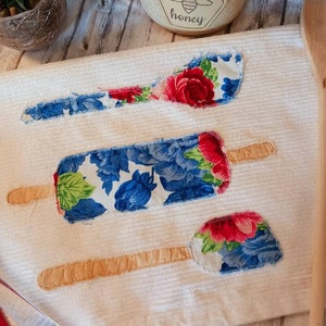 Pioneer Woman Kitchen Towel with Heritage Floral Applique, Tea Towel, Gift for Baker or cook, Hand or Decorative Towels