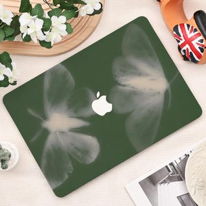 Dark Green Mystery Butterfly Macbook Case for MacBook 2025 Air 13/15 Inch Macbook Pro 13/14/15/16 inch M4 M3 M2 Laptop 2025 2024 2023 Cover