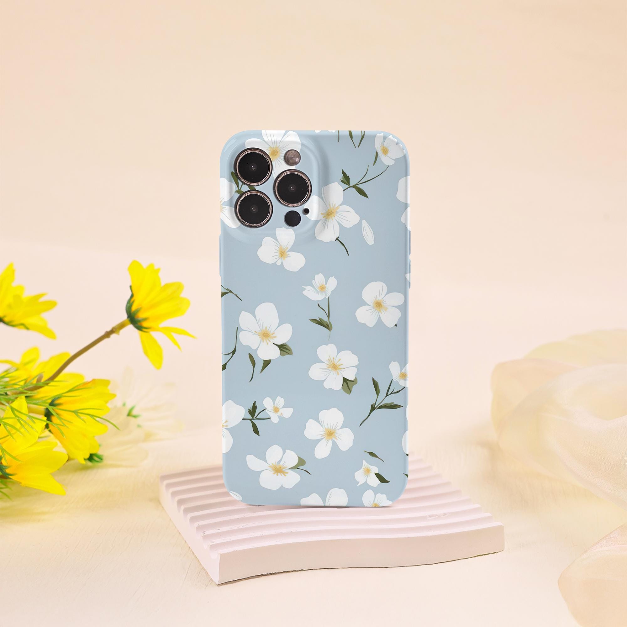 Blue Flowers iPhone Case For New 16e iPhone 16 15 14 13 12 Pro Max Plus Mini 12/13 Cover iPhone 13 12 11 X XS XR SE All Inclusive Lens Case