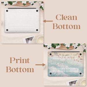 K&ouml;nnte beinhalten: Zwei Laptop-B&ouml;den, einer wei&szlig; und einer mit Strandmotiv. Das Strandmotiv zeigt ein blaues Meer, wei&szlig;en Sand und kleine Geb&auml;ude. Der Text "Clean Bottom" und "Print Bottom" ist ebenfalls sichtbar.