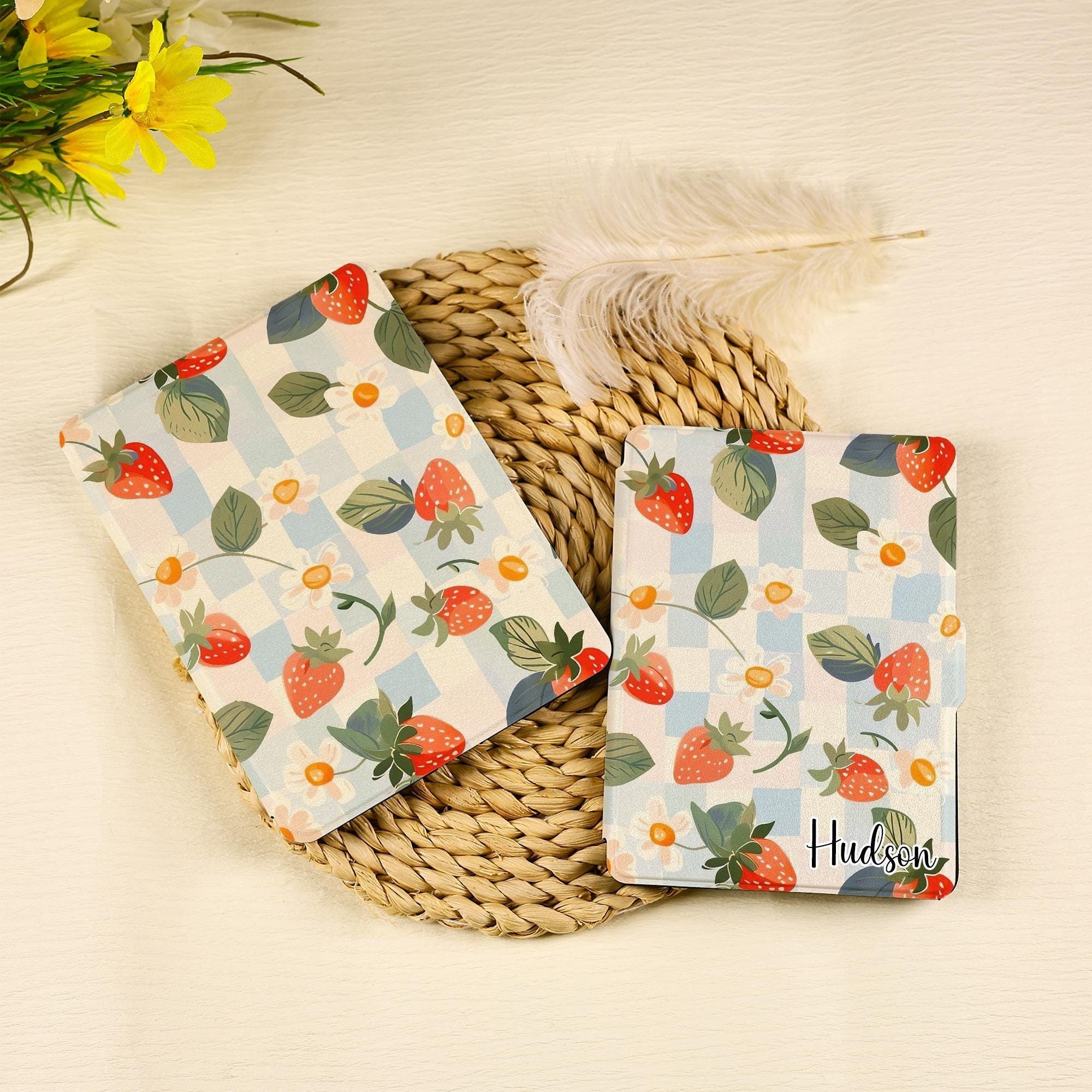 Cute Strawberry Kindle Case, Kindle 11th Generation 2022 Case, Kindle Paperwhite 2024 2021 cover Paperwhite7'' 6.8'' 10th 11th 12th Case