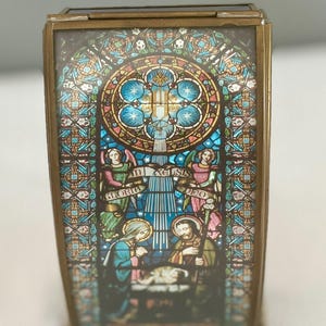 Vintage Via Vermont Leaded Glass Trinket Box Jewelry Brass Chain