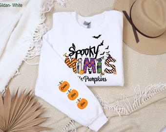 Custom Spooky Mama Shirt, Mom T-Shirt With Kids Names, Halloween Children Name Tee, Cute Ghost Shirt, Mama Halloween, Retro Halloween Shirt