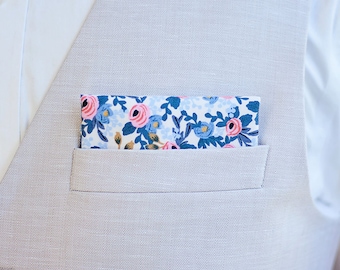 Pochette de costume, pochettes de costume, mouchoir de poche, pochette de costume pour homme, pochette de costume pour garçon, Rifle Paper Co - Rose en pervenche