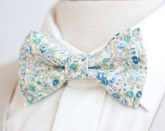 Bow Tie, Mens Bow Tie, Bowtie, Bowties, Bow Ties, Groomsmen Bow Ties, Wedding Bowties, Floral Bow Tie, Blue Floral Bow Tie - Bouquet In Blue