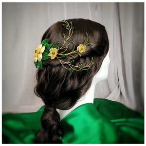 Gold-Green Seashell Daisy Crystal Bridal Hairpiece, Elegant Gold Flower Wedding Headpiece, Green Floral Prom Bridesmaid Hair Accessory