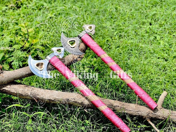 ハブの血の器　ANTIQUE vintage Mountaineer's Axe With Heart-shaped Holes and Ash-wood Reinforced