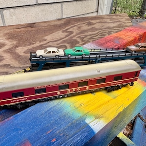 MARKLIN HO Model Trains: Auto Transport and Dining Cars