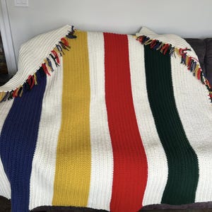 Hudson Bay Inspired Blanket - Easy Crochet Pattern