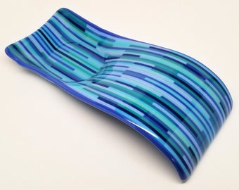 Soporte de cuchara de vidrio fundido, bordes orgánicos, mosaico de rayas de colores frescos