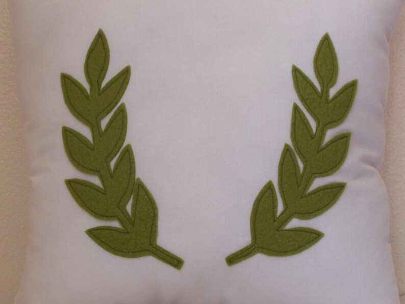 Laurel Wreath Pillow