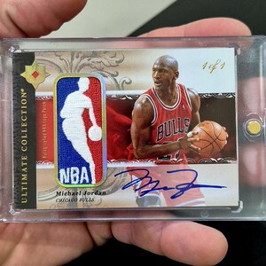 NBA Michael jordan Logoman Auto 1:1 Real Patch Card