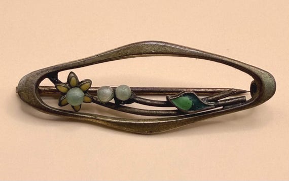 Art Nouveau Floral Brooch