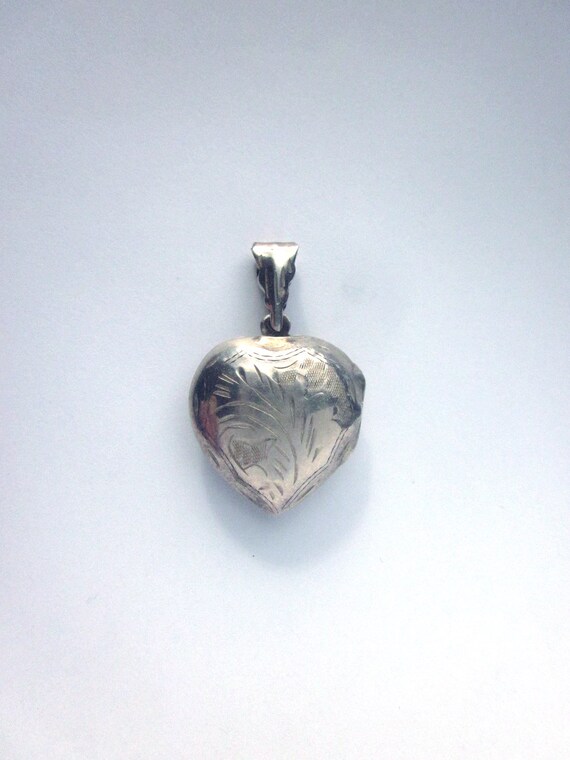 Vintage Sterling Silver Puffy Heart Locket 925 Je… - image 2