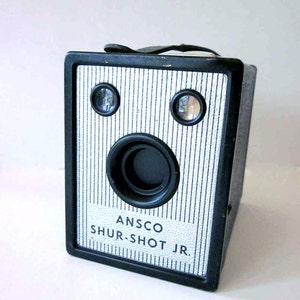 Vintage Camera Ansco Shur Shot Jr. Box Camera