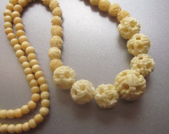 Vintage Carved Bone Beaded Necklace