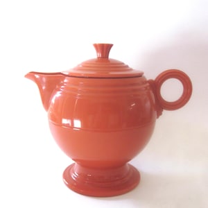 Vintage Fiesta Thermal Insulated Plastic Teapot