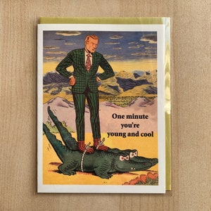 Carte d'anniversaire crocs et chaussettes, A2, 4,25 x 5,5 pouces, carte d'anniversaire crocs et chaussettes avec enveloppe verte