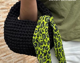Chunky Crochet Bag Pattern, Modern Statement Handle Purse PDF