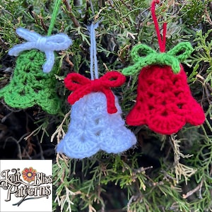 Handmade Crochet Christmas Bell Ornament – Beginner-Friendly DIY Pattern