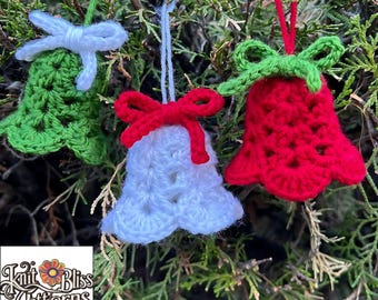 Handmade Crochet Christmas Bell Ornament – Beginner-Friendly DIY Pattern