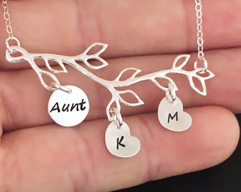 Aunt Necklace Sterling Silver Personalized Gift Aunt Jewelry Mothers Day Gift Aunt Birthday Gift Aunt Gift from Baby Niece Nephew or Sister