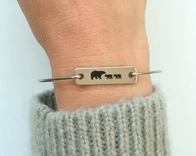 Mama Bear 2 Cubs Mothers Day Gift Idea Mom Sister Wife Aunt Auntie Friend Bracelet Mom of 2 Gift Mother of Two Pregnancy Gift Second Baby