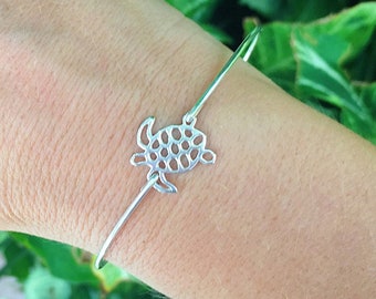 Sea Turtle Jewelry, Turtle Bracelet for Women, Beach Jewelry, Ocean Gift, Sea Turtle Bracelet, Sterling Silver Bangle