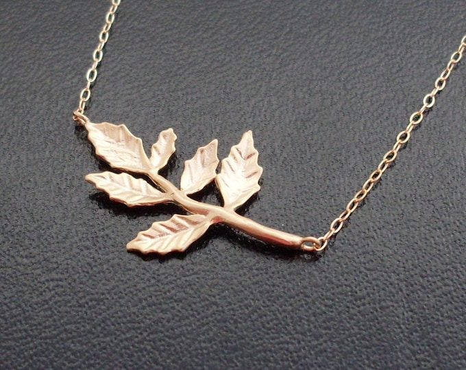 Autumn Leaf Necklace Gold Plated Leaf Charm Branch Necklace Nature Necklace Nature Wedding Fall Necklace for Women Bridesmaid Necklace