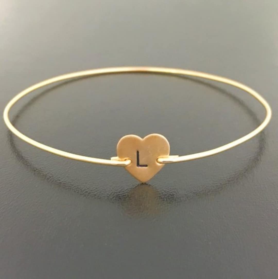 Pulsera con inicial en forma de corazón en miniatura, bonito