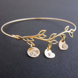 Family Tree Bracelet Custom Mothers Day Gift Idea Mom from Daughter Son Kids 1-9 Initial Charms Meaningful Gift Mom Wife Sister Grandma Her image 6
