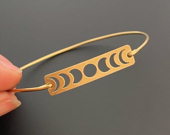 Moon Bangle Bracelet Brass Moon Phases Bracelet for Women Moon Bracelet Spacecore Bracelet Cottagecore Jewelry Celestial Moon Phases Jewelry