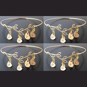 Matching Set of 4 Family Bracelets Matching Mother Daughter Grandma Bracelets Family Tree Jewelry Gifts for Mom Daughter Sister Grandmother