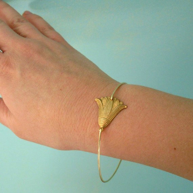 Tulip Bracelet Tulip Jewelry Bridesmaid Flower Bracelet for Etsy