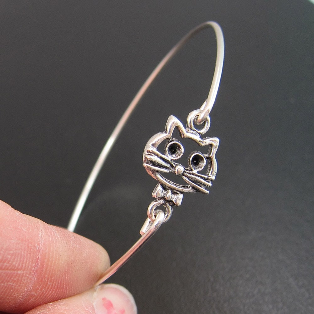 cat bangle bracelet