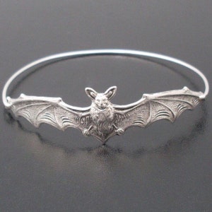 Bat Bangle Bracelet Halloween Bracelet Bat Jewelry Bat Bracelet 2024 Halloween Jewelry Women Halloween Gift Bat Gift Gothic Halloween Bangle