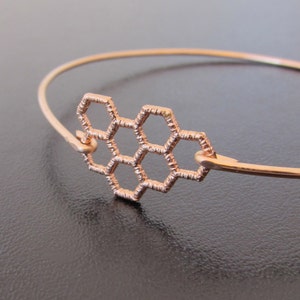 Pulsera de panal, oro rosa, joyería de panal, joyería geométrica, pulsera geométrica, joyería matemática, pulsera matemática, brazalete de panal imagen 3