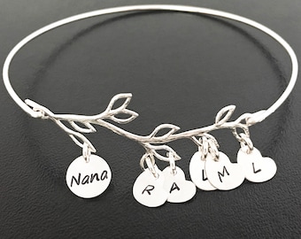 Nana Charm Bracelet Custom Personalized Gift with Grandkids Initials Birthday Gift Nana Gift Mothers Day Present from Grandkids for Grandma