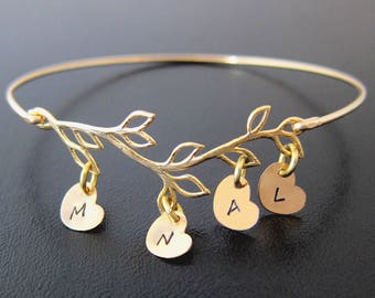 Custom Family Tree Bracelet Mothers Day Gift Idea Mom from Daughter Son Kids up to 9 Initial Charms Meaningful Gift Mom Wife Sister Grandma