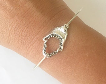 Shark Open Jaw Bracelet Shark Jewelry Beach Bracelet for Women Ocean Bracelet Ocean Jewelry Ocean Lover Gift Shark Bracelet Shark Bangle