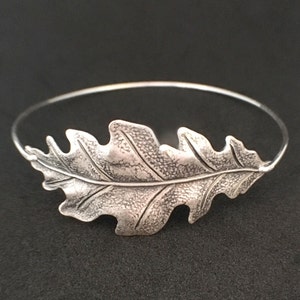 Oak Leaf Bracelet Oak Leaf Jewelry Christmas Gift for Nature Lover Nature Bracelet Bridesmaid Gift Autumn Jewelry Gift for Her Fall Bracelet image 4